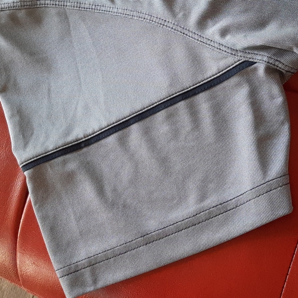 Nike Dri Fit size XL navy blue shirt. - Picture 7 of 11